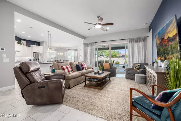 5621 N 189TH Drive, Litchfield Park, AZ 85340