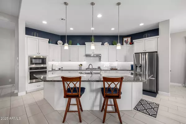 5621 N 189TH Drive, Litchfield Park, AZ 85340