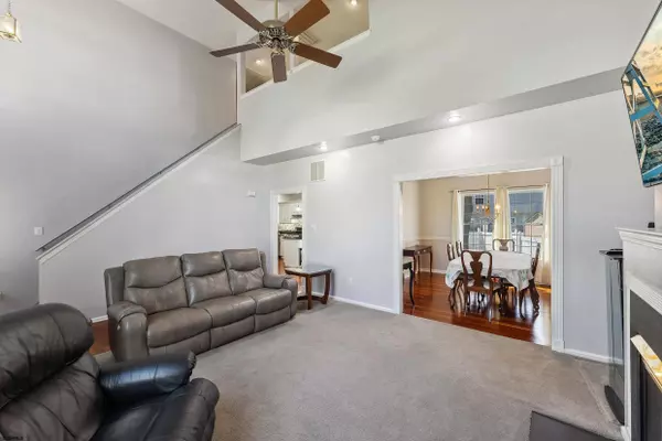 74 Irving Ct, Mays Landing, NJ 08330