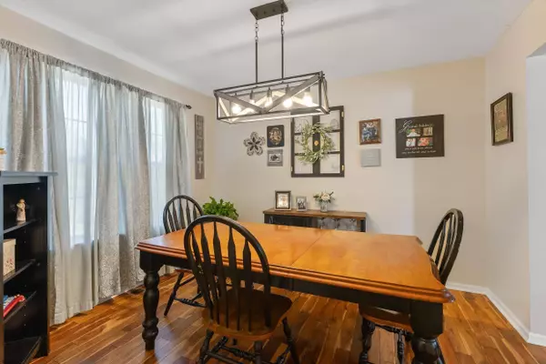 28 Crestwood Cir, Egg Harbor Township, NJ 08234