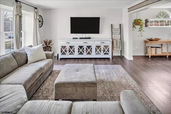 37 Delancy Ct, Hamilton Township, NJ 08330