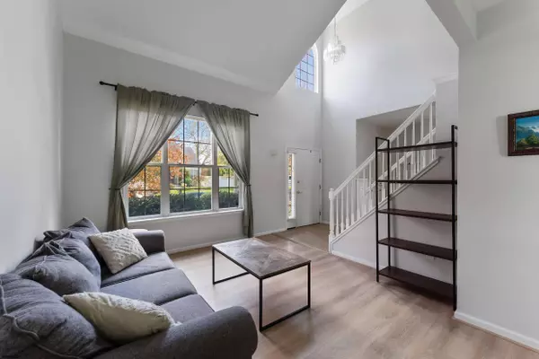 7 Olivia Dr, Egg Harbor Township, NJ 08234