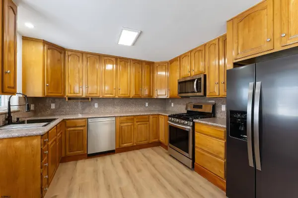 1805 Zion Road, Northfield, NJ 08225