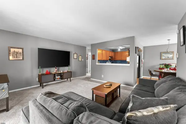 4814 Hawthorne #208, Mays Landing, NJ 08330