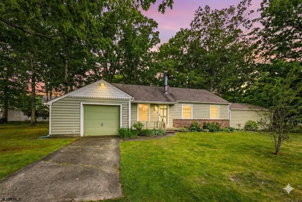 417 Oakland Ave, Egg Harbor Township, NJ 08234