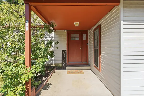 718 E Cooper Ferry, Smithville, NJ 08205