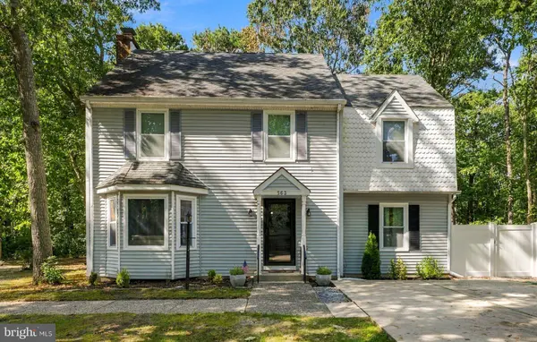 563 CONSTITUTION DR, Galloway, NJ 08205