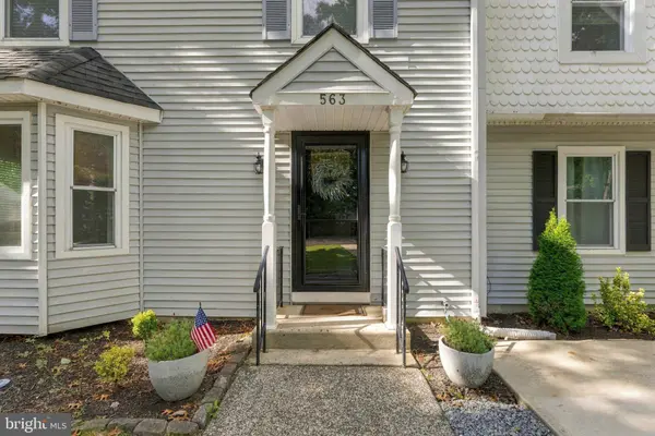 563 CONSTITUTION DR, Galloway, NJ 08205