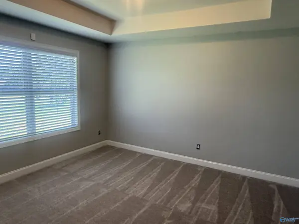179 Cherry Laurel Drive, Hazel Green, AL 35750
