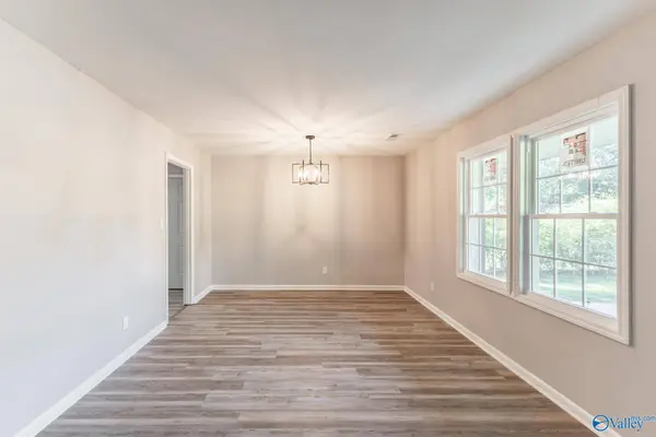 606 14th Avenue SW, Decatur, AL 35601