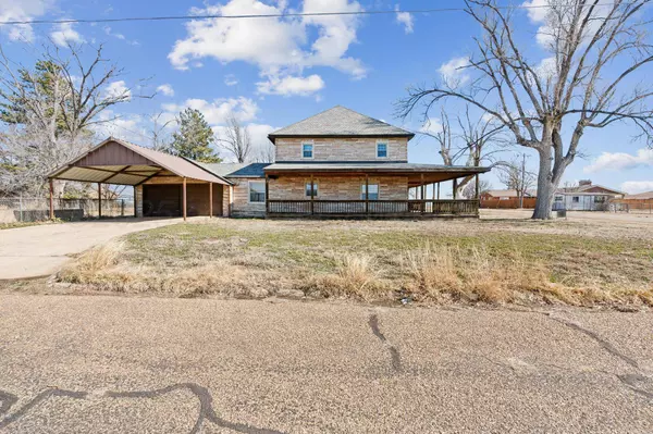 601 4th ST, Groom, TX 79039