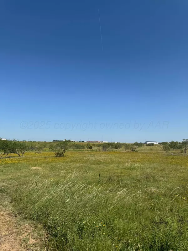 13230 Wandering RD, Amarillo, TX 79118