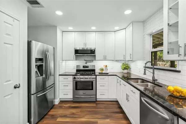 1414 Thibodeaux DR, Round Rock, TX 78664