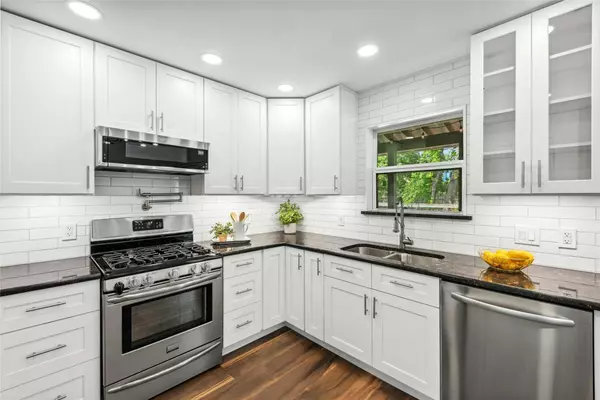 1414 Thibodeaux DR, Round Rock, TX 78664