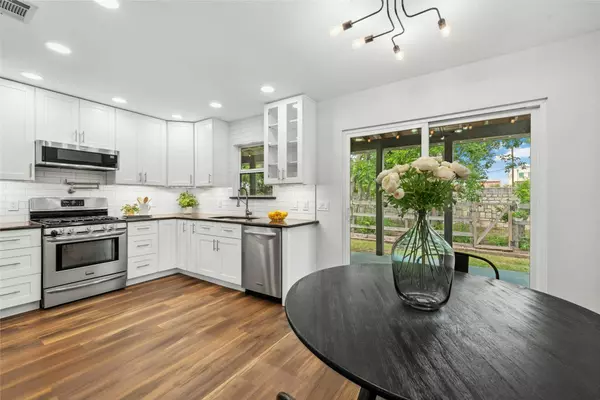 1414 Thibodeaux DR, Round Rock, TX 78664