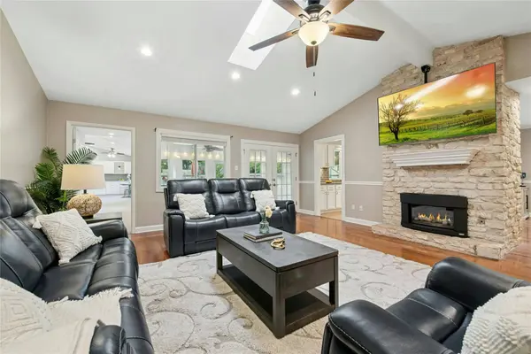 2627 Oak Meadow DR, Round Rock, TX 78681