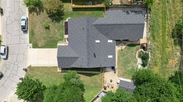 2627 Oak Meadow DR, Round Rock, TX 78681