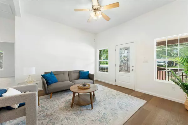 1510 Circle DR, Round Rock, TX 78664