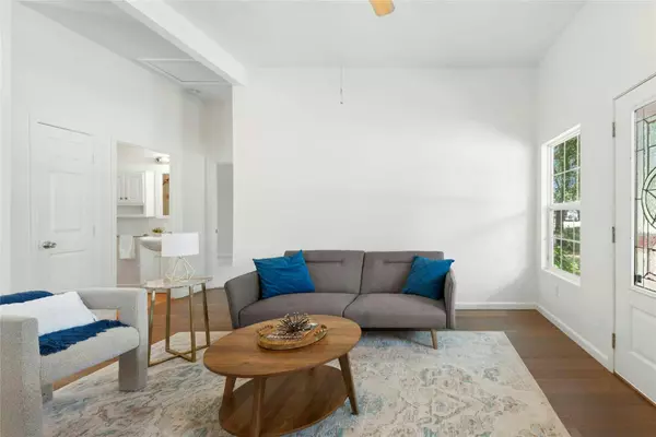 1510 Circle DR, Round Rock, TX 78664