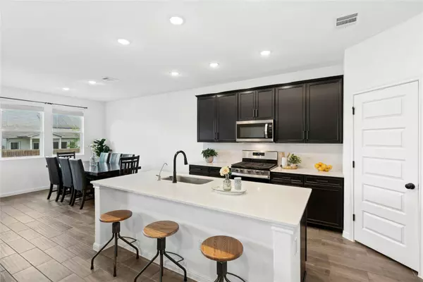 2616 Danbury LN, Leander, TX 78641