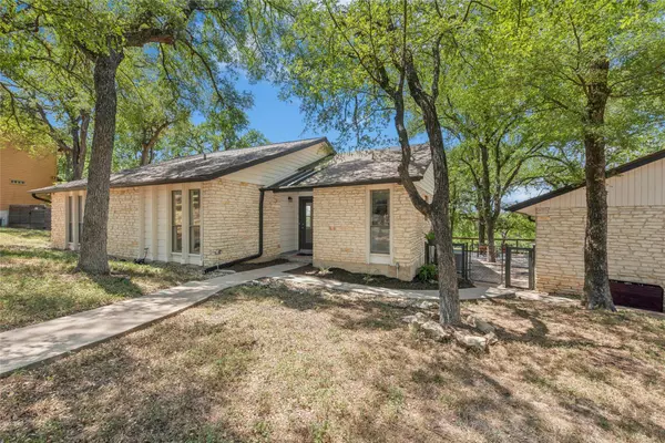 600 Ridge Crest DR, Round Rock, TX 78664