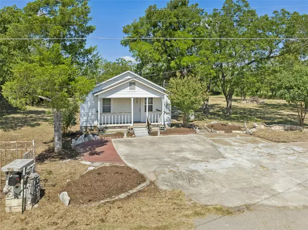 204 Chisholm Trail RD, Round Rock, TX 78681