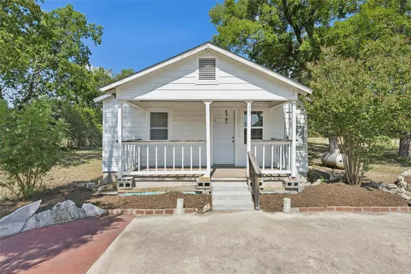 204 Chisholm Trail RD, Round Rock, TX 78681