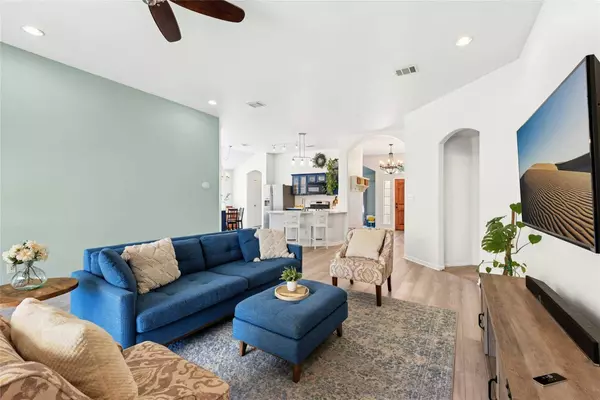 638 Columbine Ave, Cedar Park, TX 78613