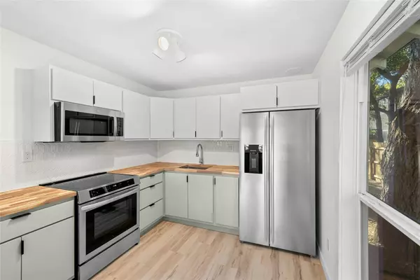 1507 Holly ST #A, Austin, TX 78702