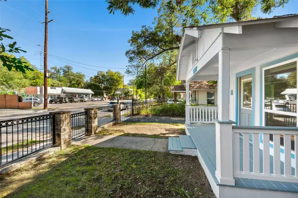 1507 Holly ST #A, Austin, TX 78702