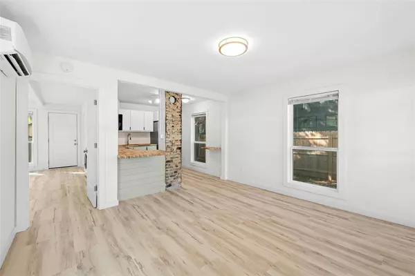 1507 Holly ST #A, Austin, TX 78702