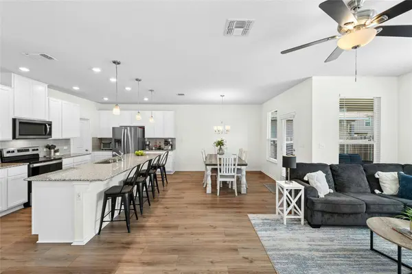 1124 Aronia LN, Georgetown, TX 78626