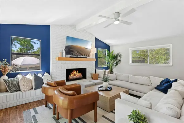 6911 Langston DR, Austin, TX 78723