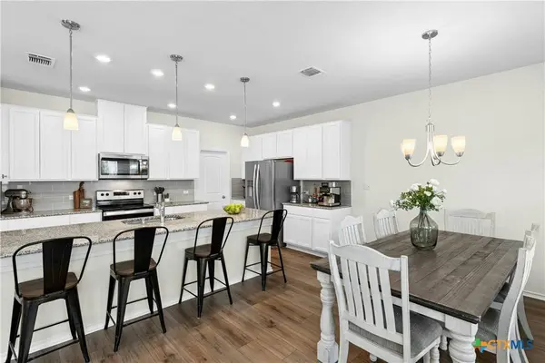 1124 Aronia LN, Georgetown, TX 78626