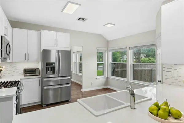 1202 Mattapan DR, Pflugerville, TX 78660
