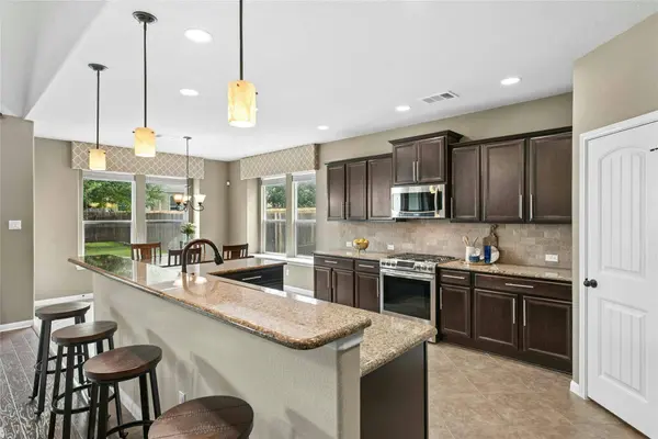 208 Paul Azinger CT, Round Rock, TX 78664