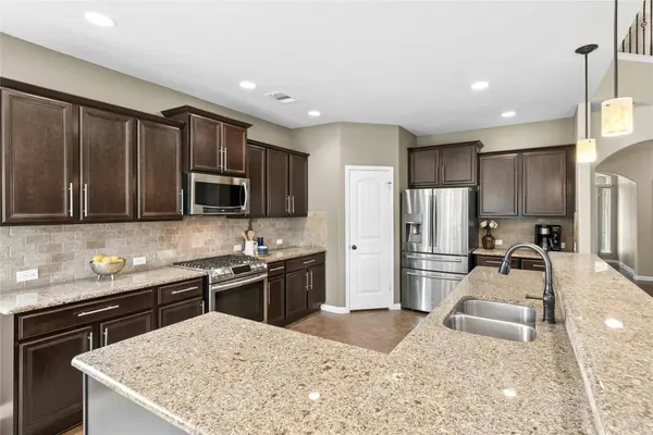 208 Paul Azinger CT, Round Rock, TX 78664