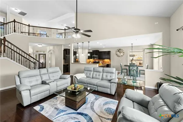 206 Paul Azinger CT, Round Rock, TX 78664