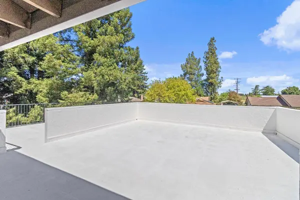 1588 E Caroleigh WAY, Yuba City, CA 95993