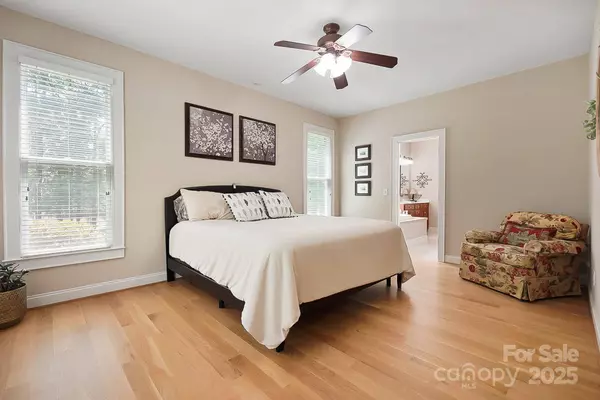 4570 Chanel CT, Concord, NC 28025