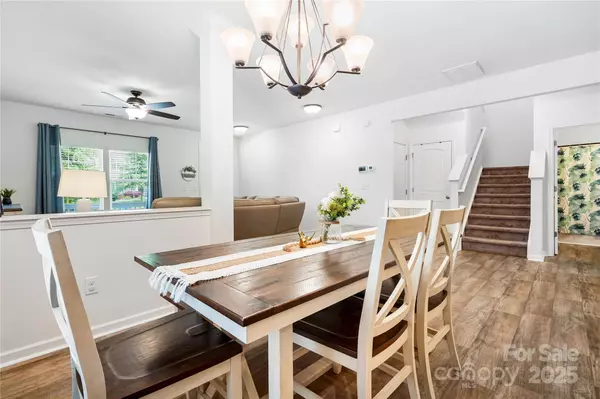 5069 Thomasville DR, Belmont, NC 28012