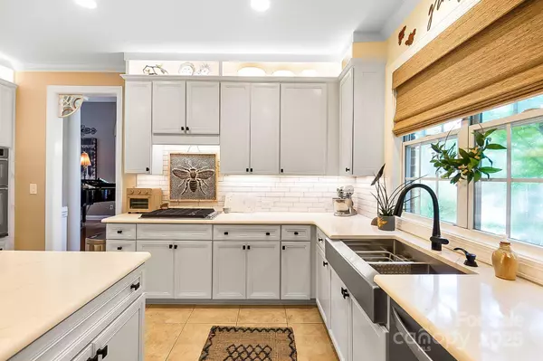 15933 Glen Miro DR, Huntersville, NC 28078