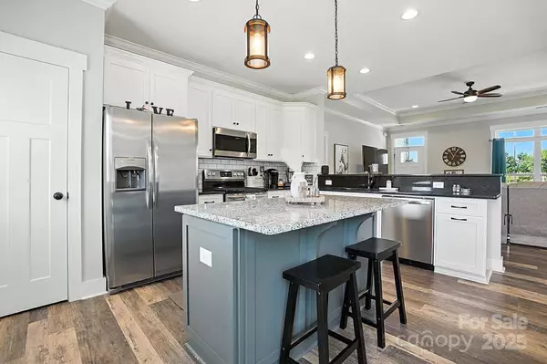 102 Royal AVE, Albemarle, NC 28001