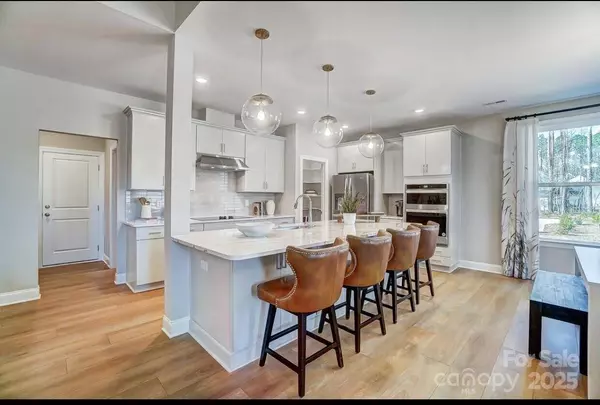 7513 Lancaster HWY #6, Waxhaw, NC 28173