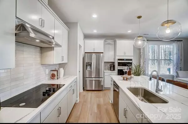 7513 Lancaster HWY #6, Waxhaw, NC 28173