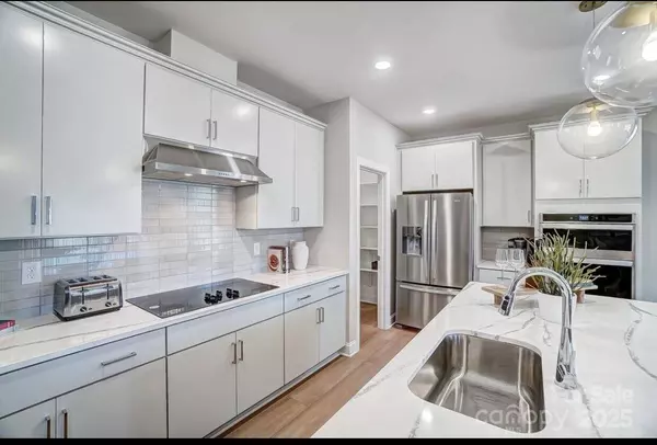 7513 Lancaster HWY #6, Waxhaw, NC 28173