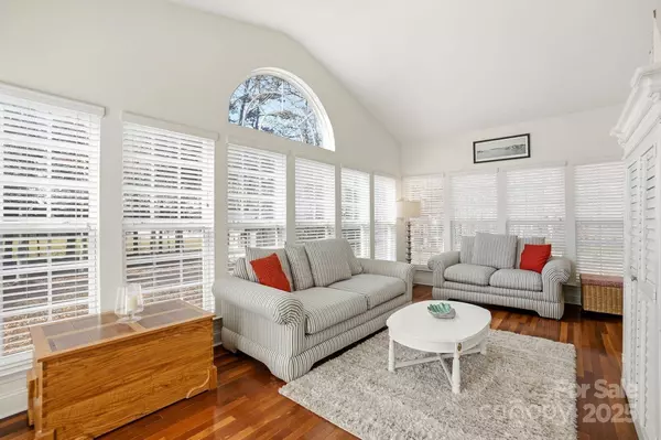 6525 Heath Glen DR, Mint Hill, NC 28227