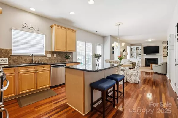 6525 Heath Glen DR, Mint Hill, NC 28227