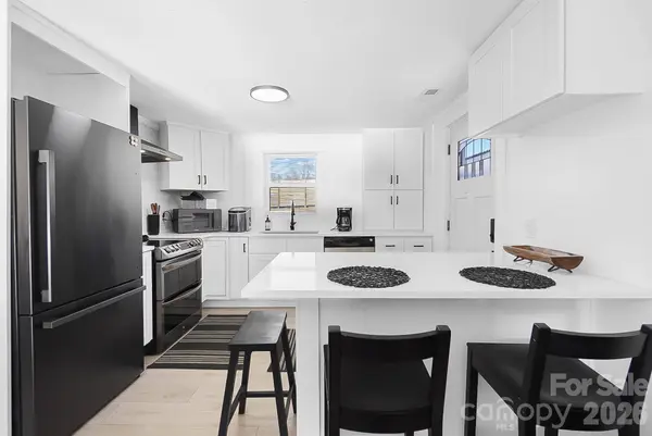 22246 Oakwood RD, Albemarle, NC 28001