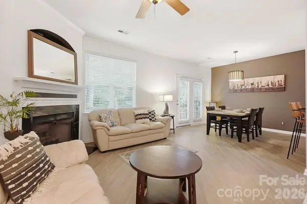 17067 Commons Creek DR, Charlotte, NC 28277